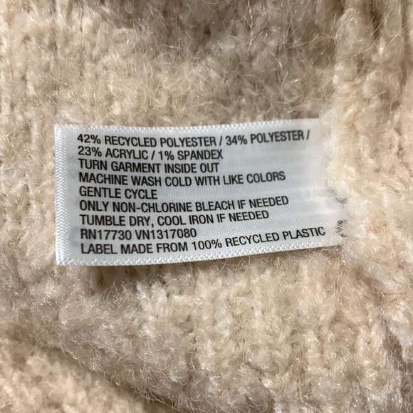 Universal Thread Long Sweater - Picture 7 of 9